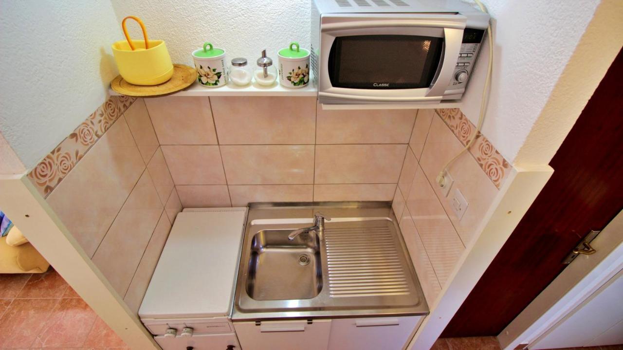 Seaside Apartment Omiš Extérieur photo